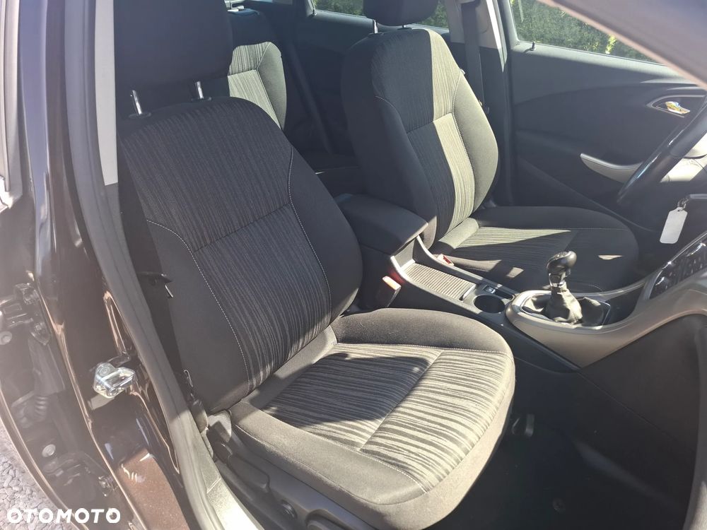 Opel Astra 1.6 Exklusiv - 24