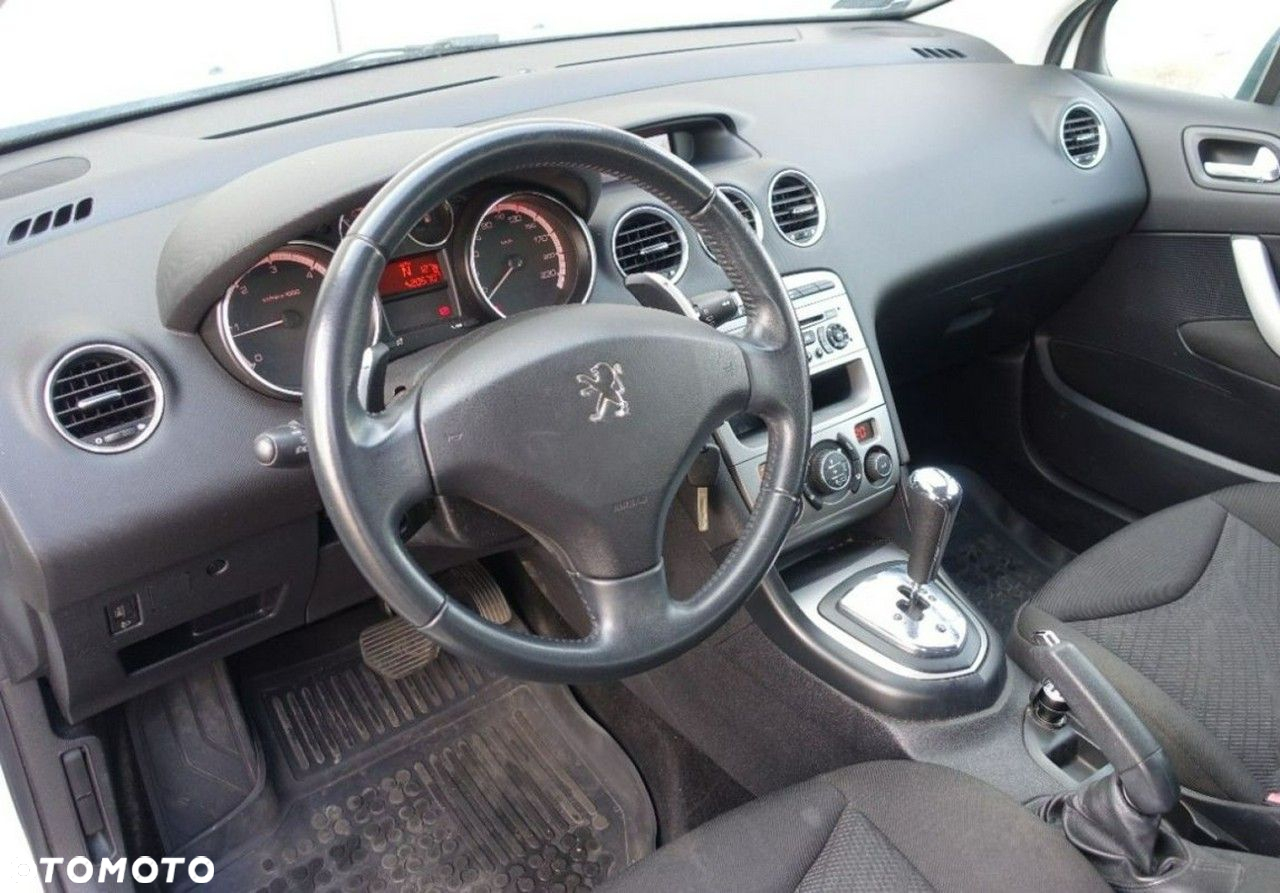 Peugeot 308 - 10