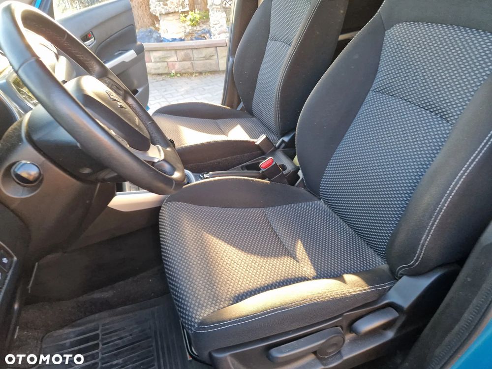 Suzuki Vitara 1.6 Premium 4WD - 21