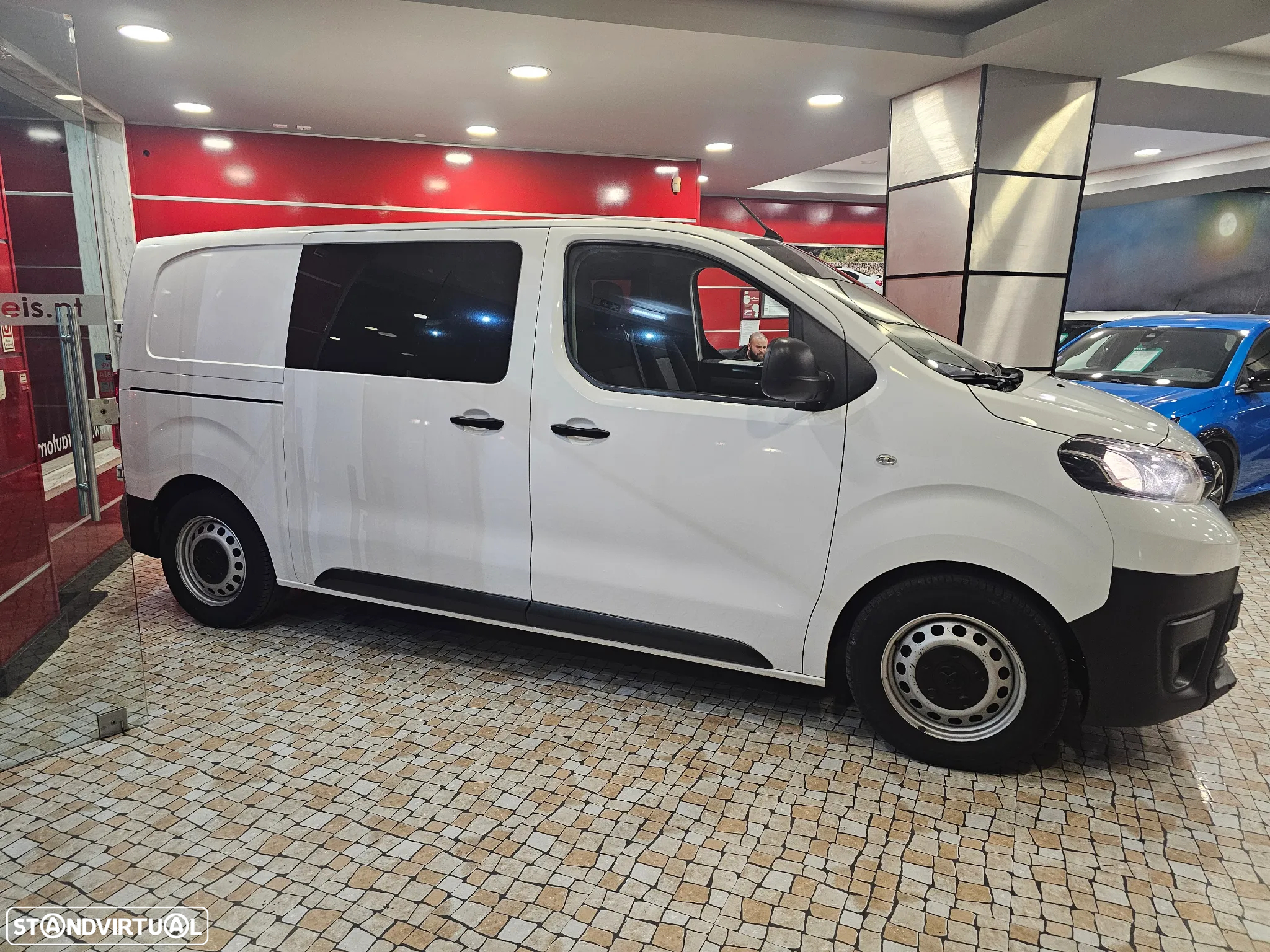 Toyota Proace 1.6 D-4D L1 6L - 24