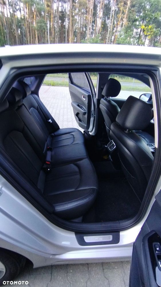 Kia K5 - 30
