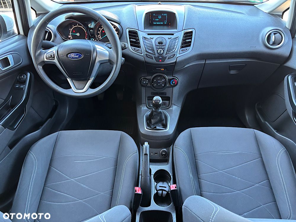 Ford Fiesta 1.25 Titanium - 26