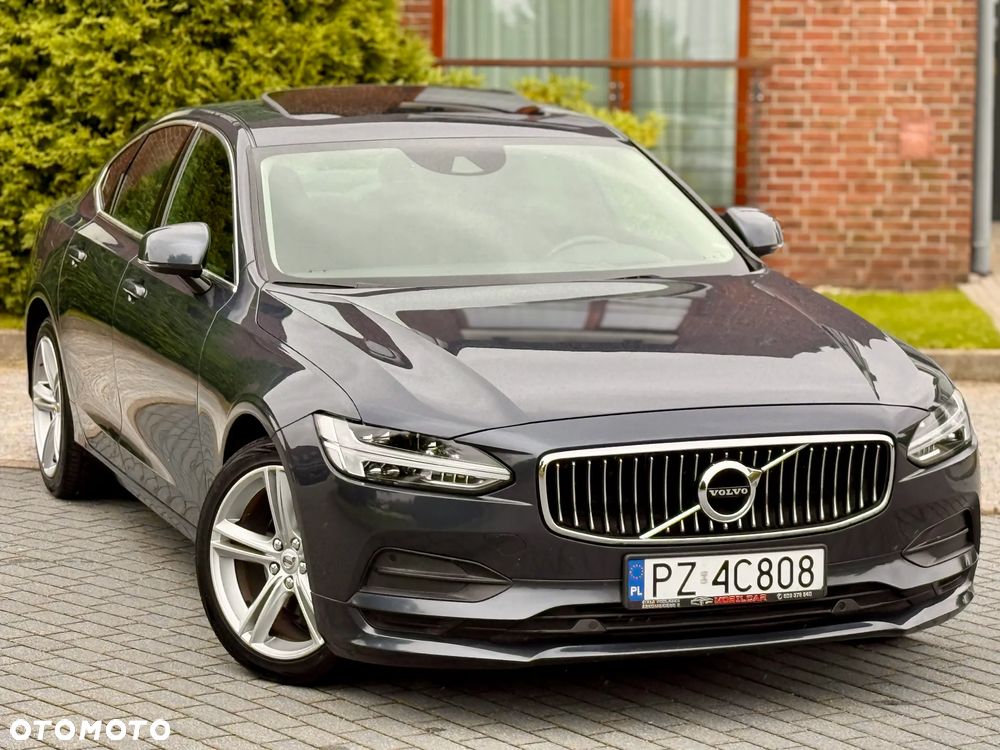 Volvo S90 D4 AWD Geartronic Momentum - 4