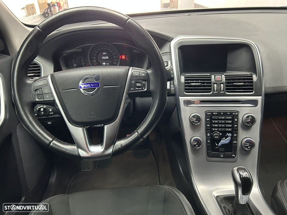 Volvo XC 60 2.0 D4 Inscription - 11
