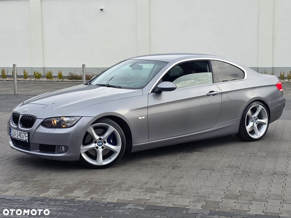 BMW Seria 3 335i M Sport Edition - 36