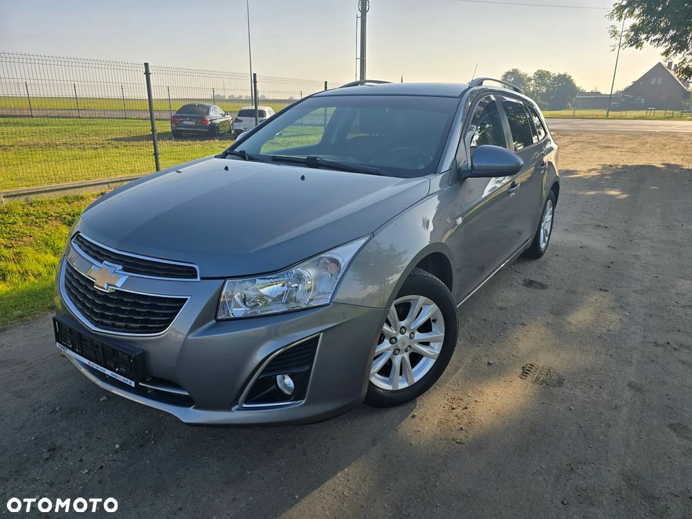 Chevrolet Cruze 1.6 LS+ - 1