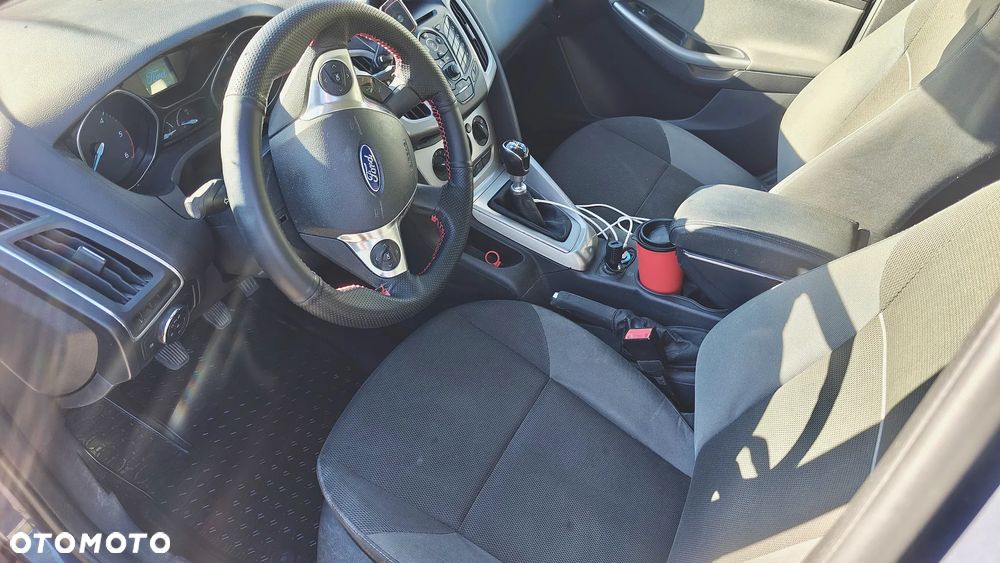 Ford Focus - 11