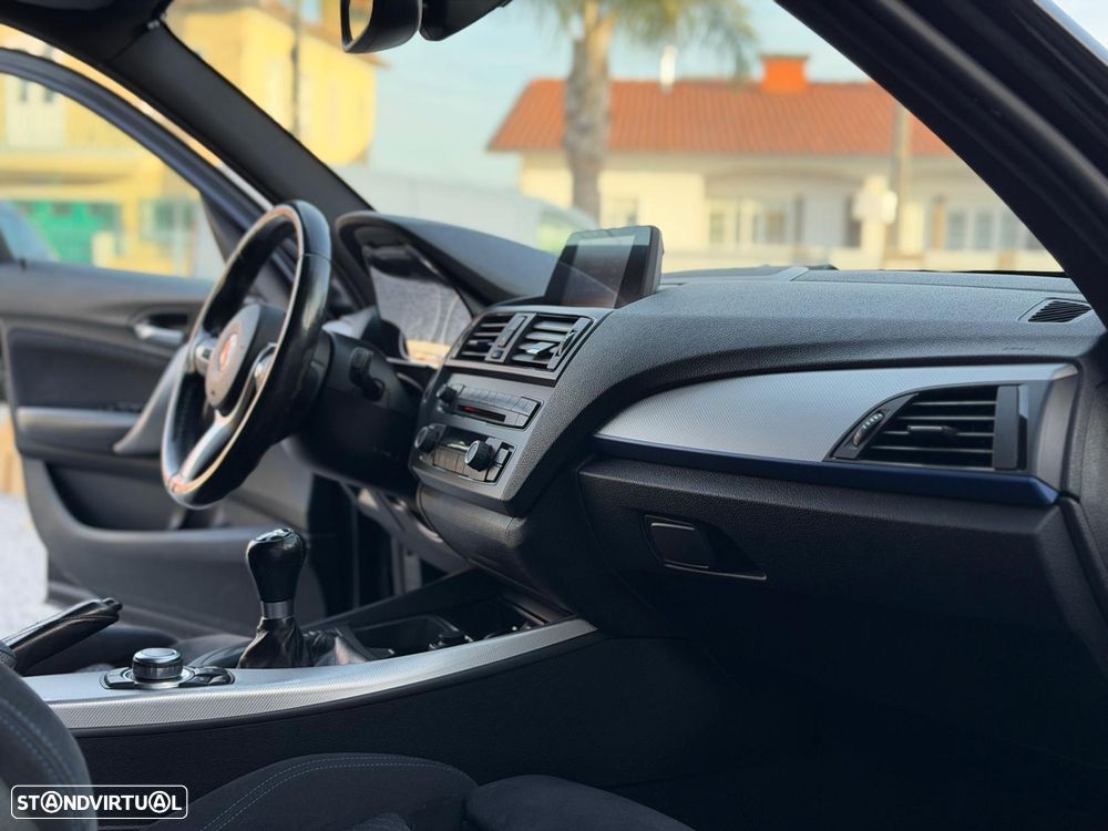 BMW 125 d Pack M - 25