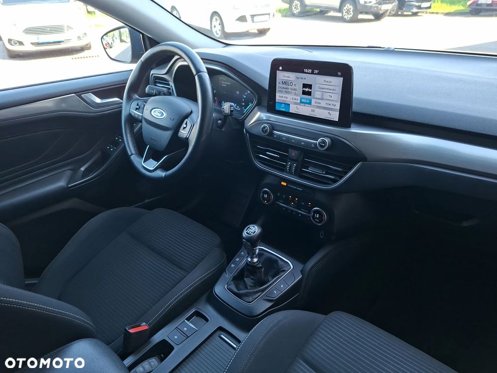 Ford Focus 1.0 EcoBoost Titanium - 34