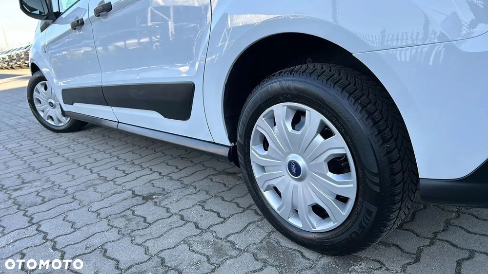Ford Transit Connect - 32