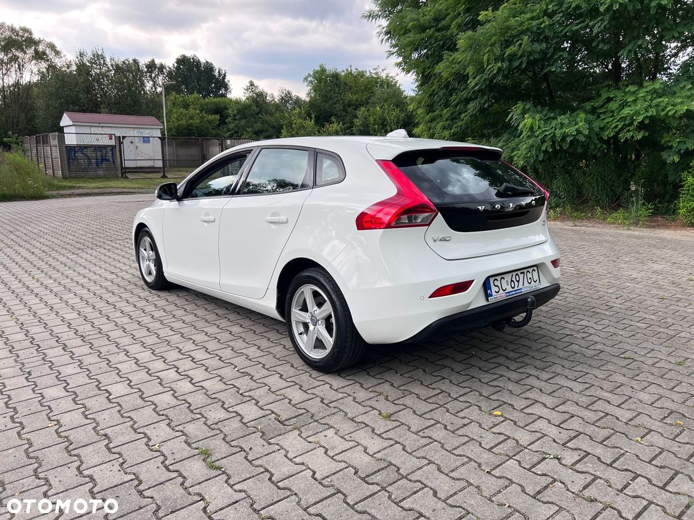 Volvo V40 D2 Kinetic - 4