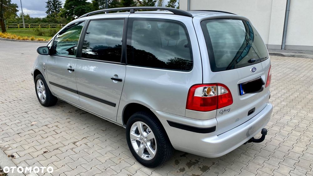 Ford Galaxy - 30