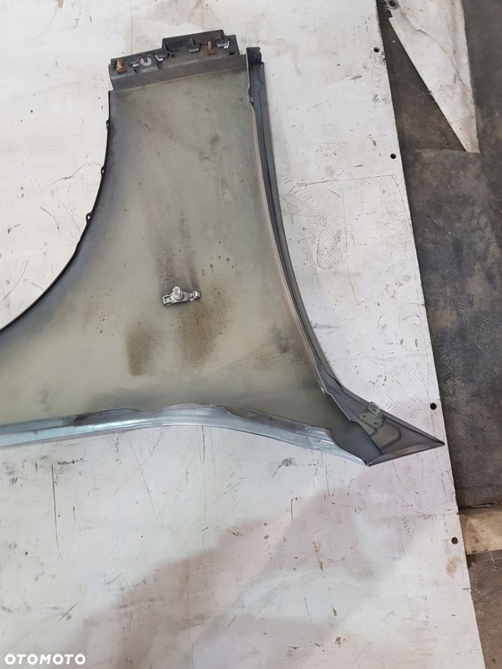 BŁOTNIK LEWY PRZÓD BMW E60 E61 LCI EUR SPACEGRAU METALLIC A52/7 - 9