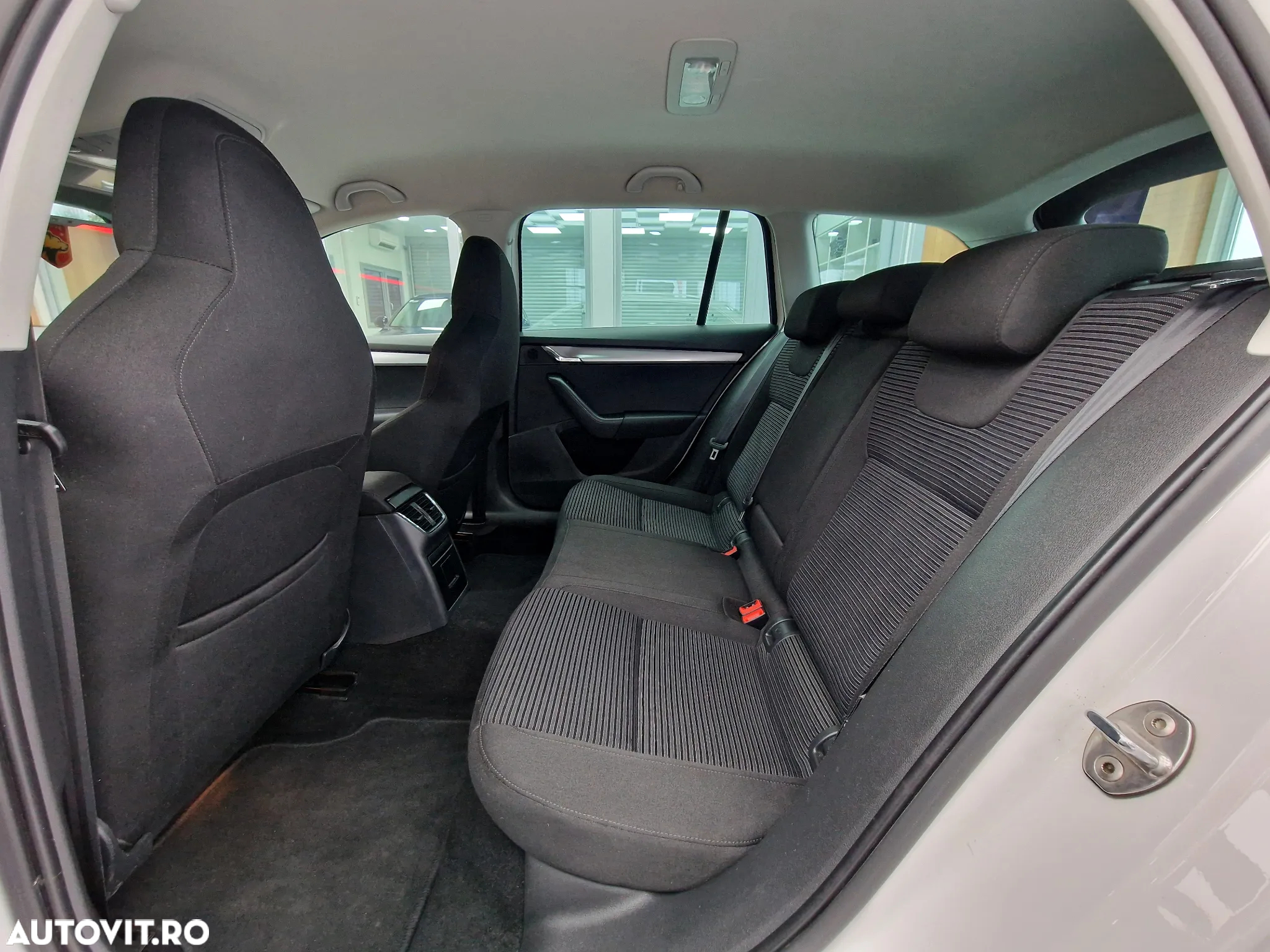 Skoda Octavia 2.0 TDI 4x4 Drive - 7