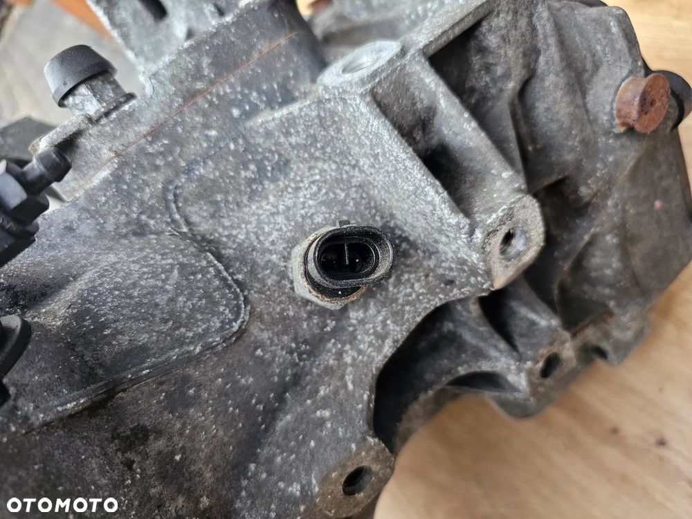 SKRZYNIA BIEGÓW MANUAL OPEL ASTRA J 1.6 A16XER BENZYNA F17 S394 100% OK - 3