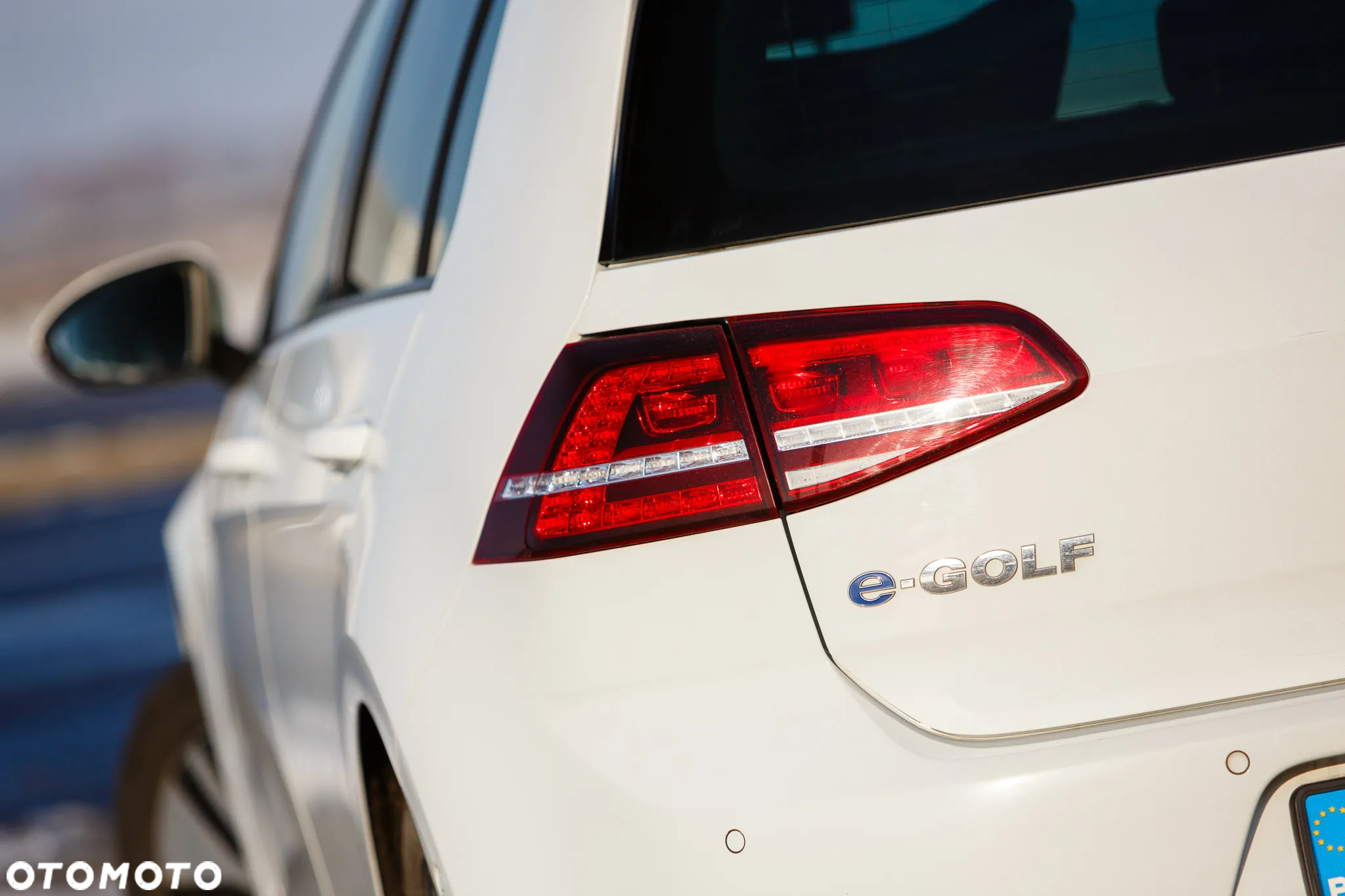 Volkswagen Golf e-Golf - 10