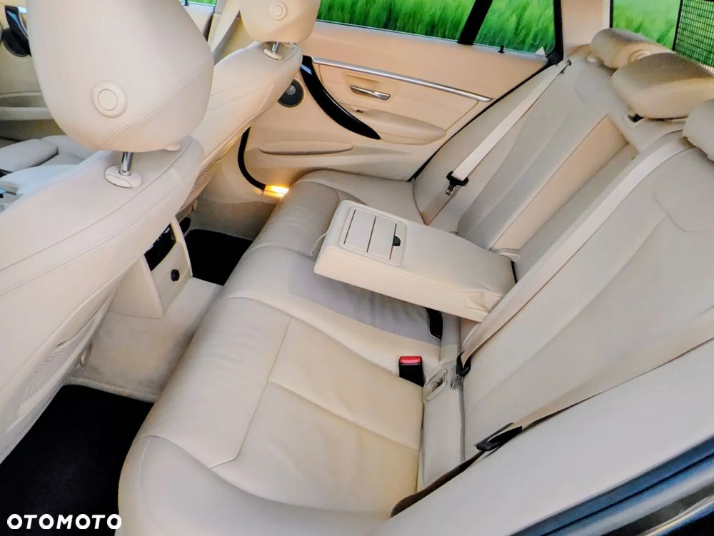 BMW Seria 3 320d Efficient Dynamics Edition Luxury Line - 14