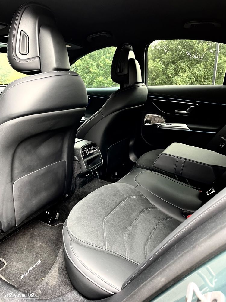 Mercedes-Benz E 300 e - 11