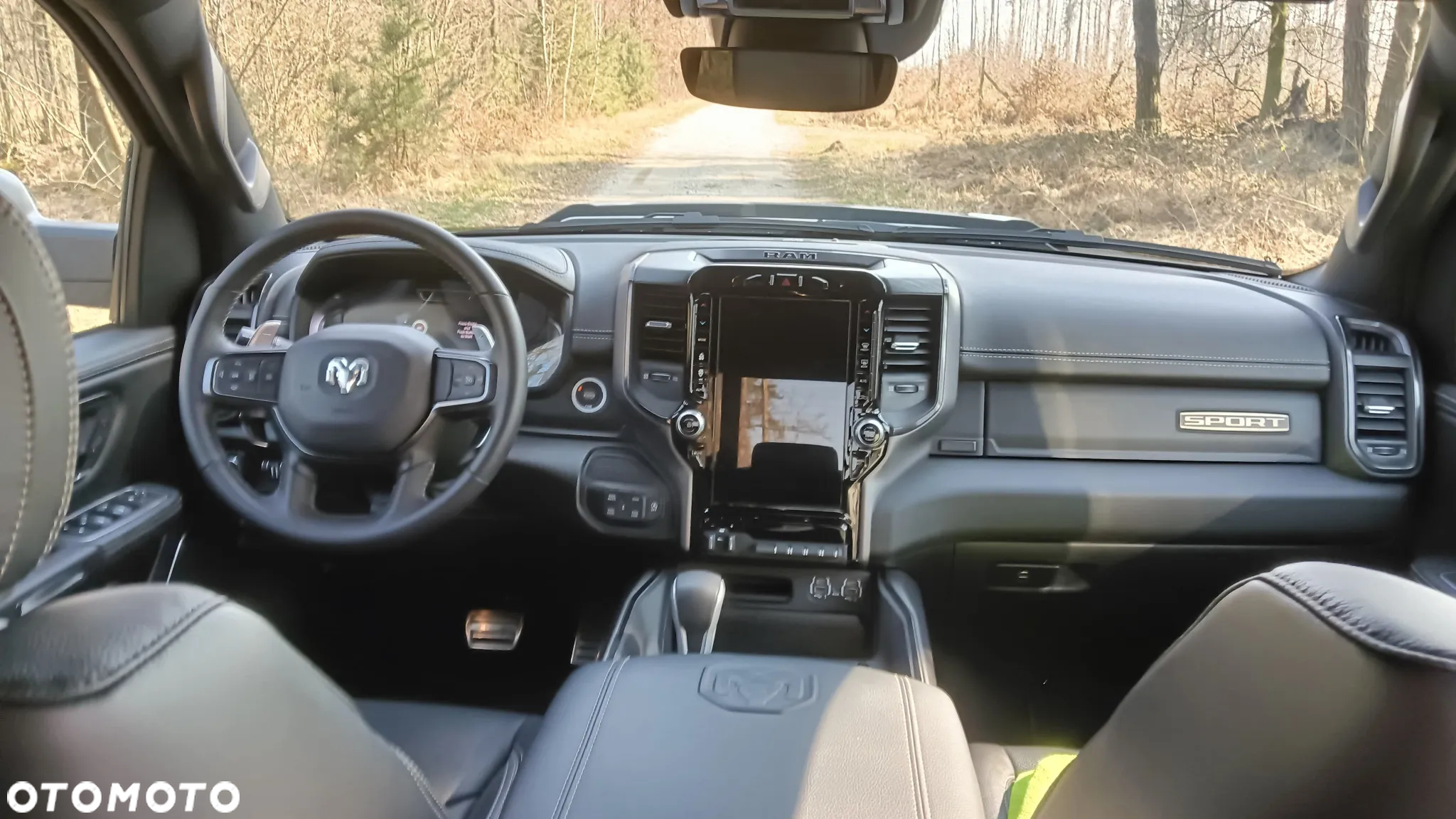 Dodge RAM 1500 5.7 4x4 - 12