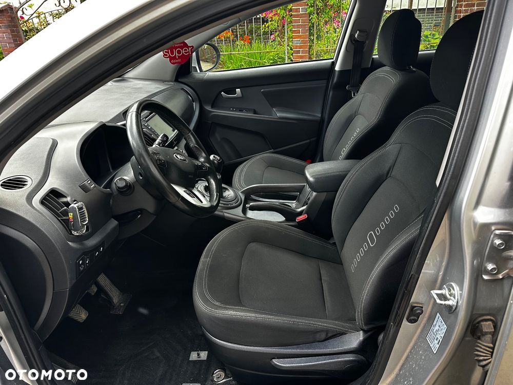 Kia Sportage 1.7 CRDI 2WD ISG Dream-Team Edition - 11