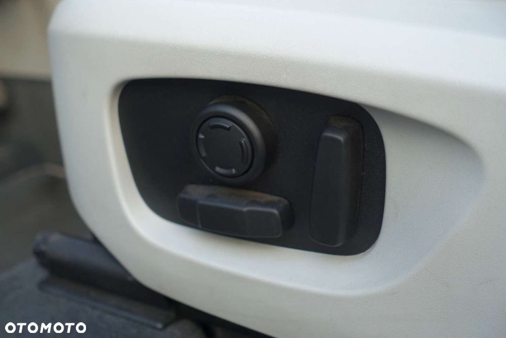 Land Rover Range Rover Sport - 19