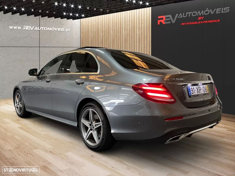 Mercedes-Benz E 300 de AMG Line - 5
