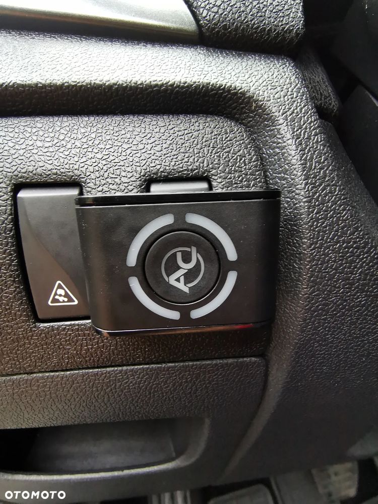 Renault Scenic 2.0 16V Privilege CVT - 12