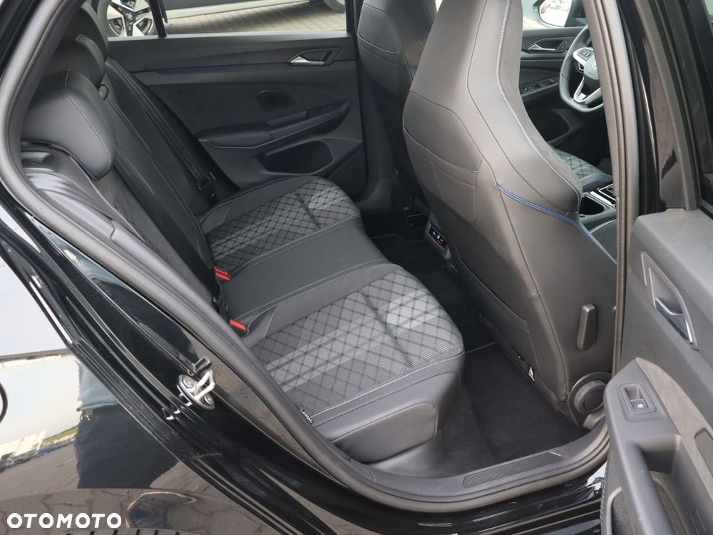 Volkswagen Golf 1.5 eTSI mHEV R-Line Plus DSG - 7