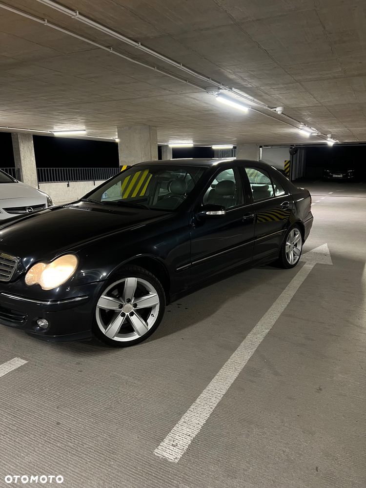 Mercedes-Benz Klasa C - 21