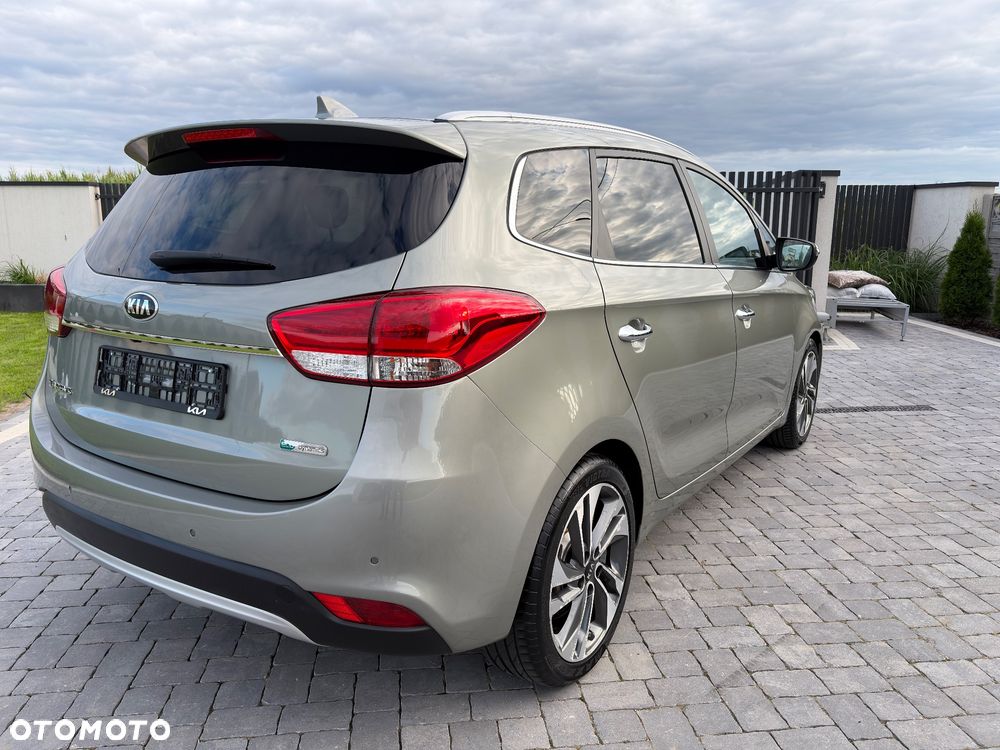 Kia Carens 1.7 CRDi Business Line 7os 7DCT - 10