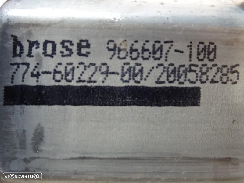 Motor Do Elevador De Vidro Traseiro Direito Audi A4 (8K2, B8)  8K09598 - 5