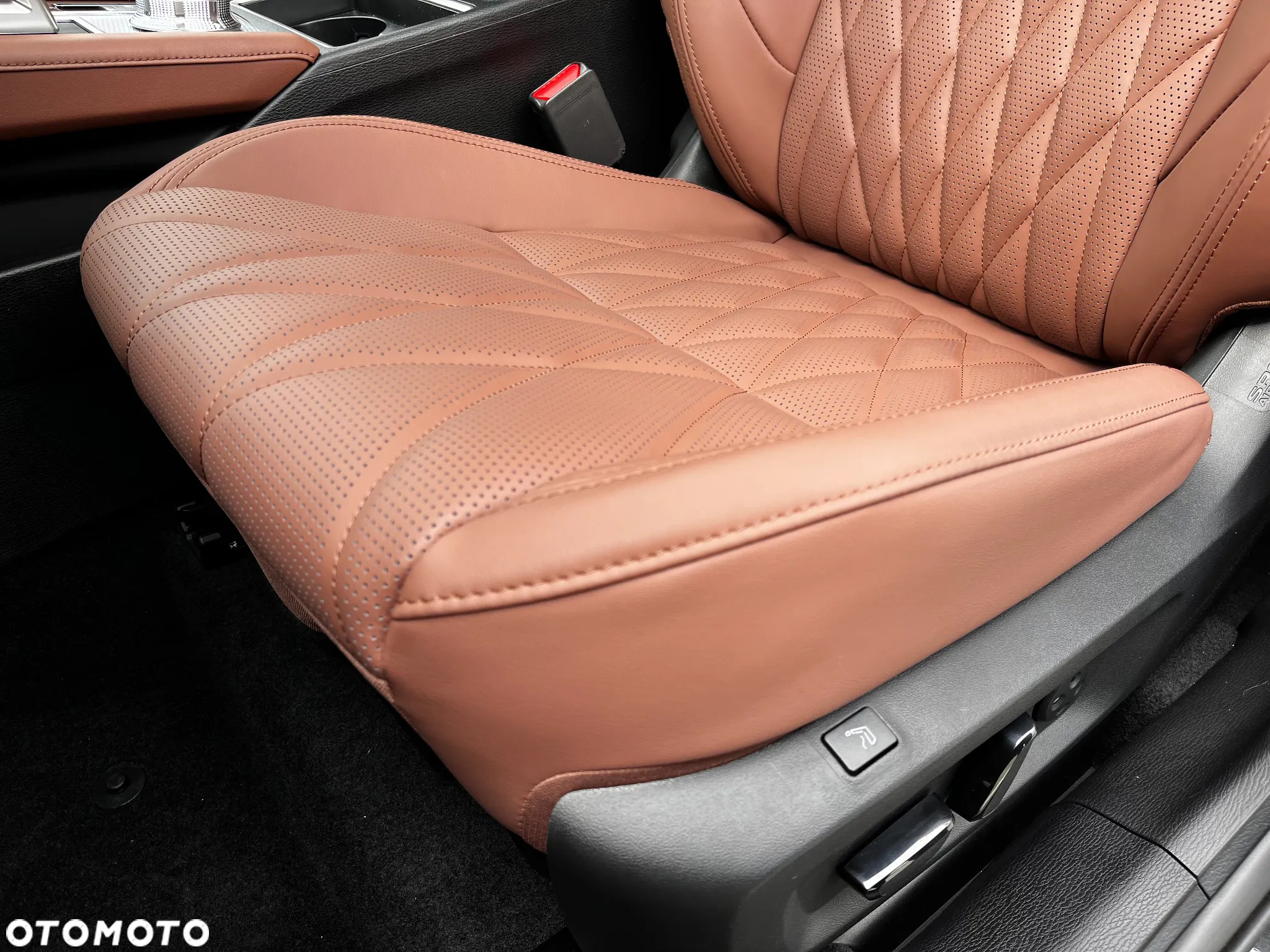 Mitsubishi Outlander PHEV Instyle Plus - 23