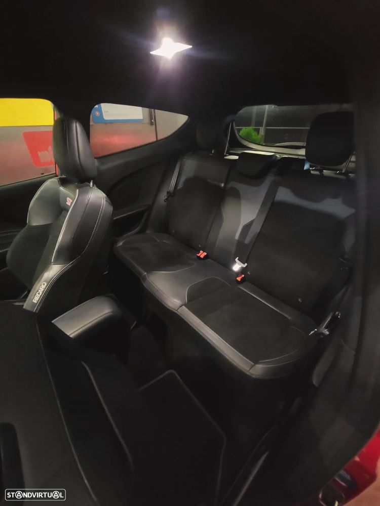Ford Fiesta 1.5 EcoBoost ST - 15