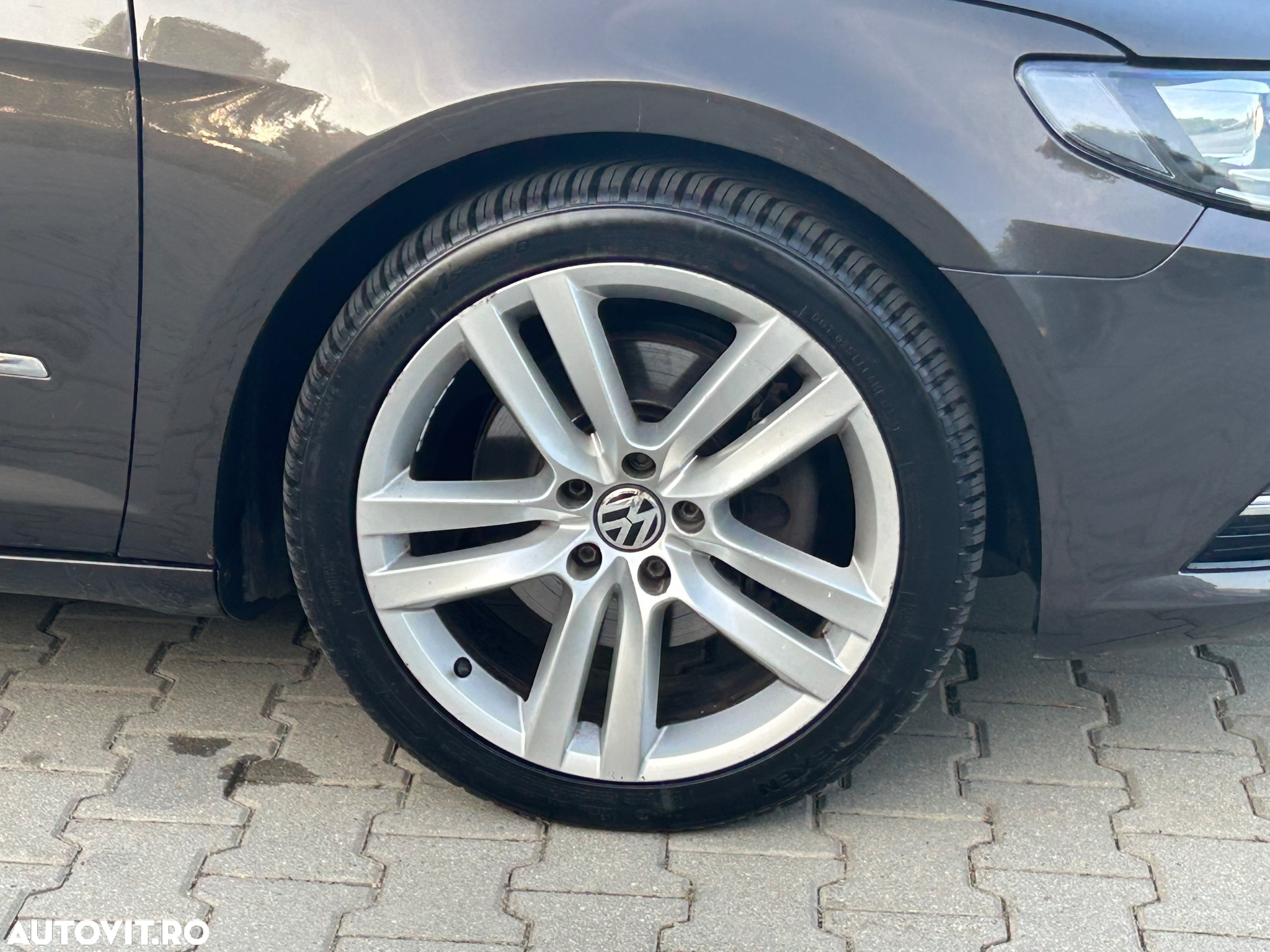 Volkswagen Passat CC 2.0 TDI DSG Blue TDI - 9