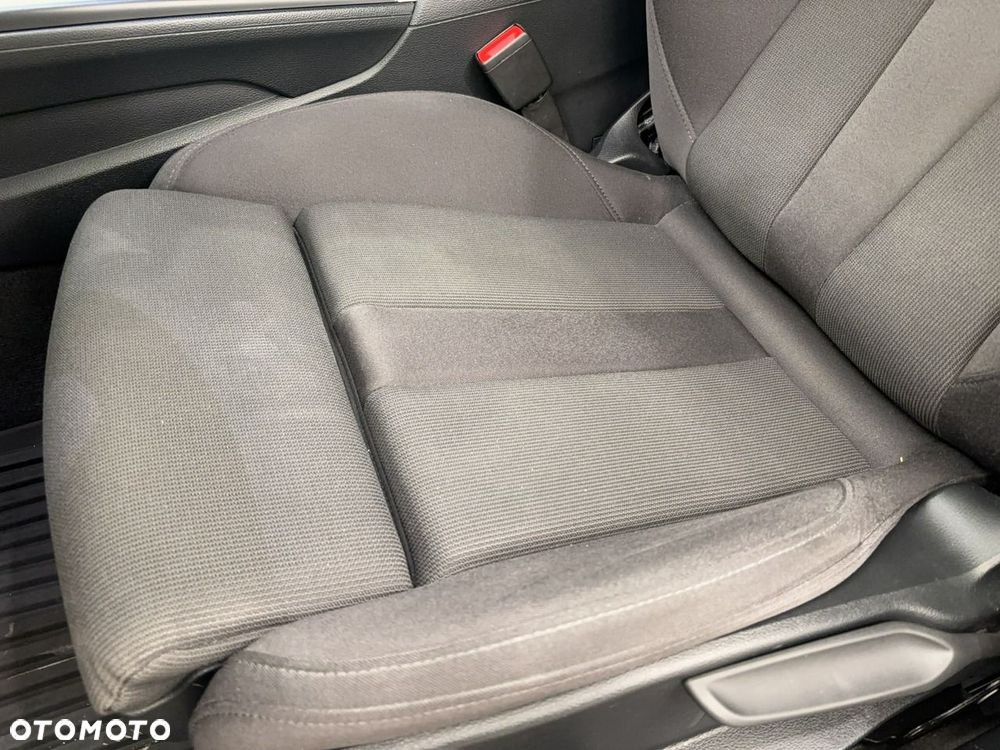 Audi A4 Avant 35 TDI mHEV S tronic - 15