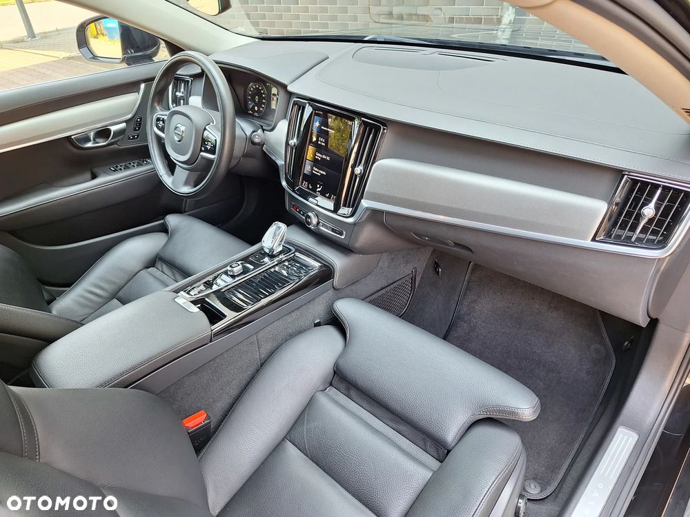 Volvo V90 T8 AWD Plug-In Hybrid Inscription - 22