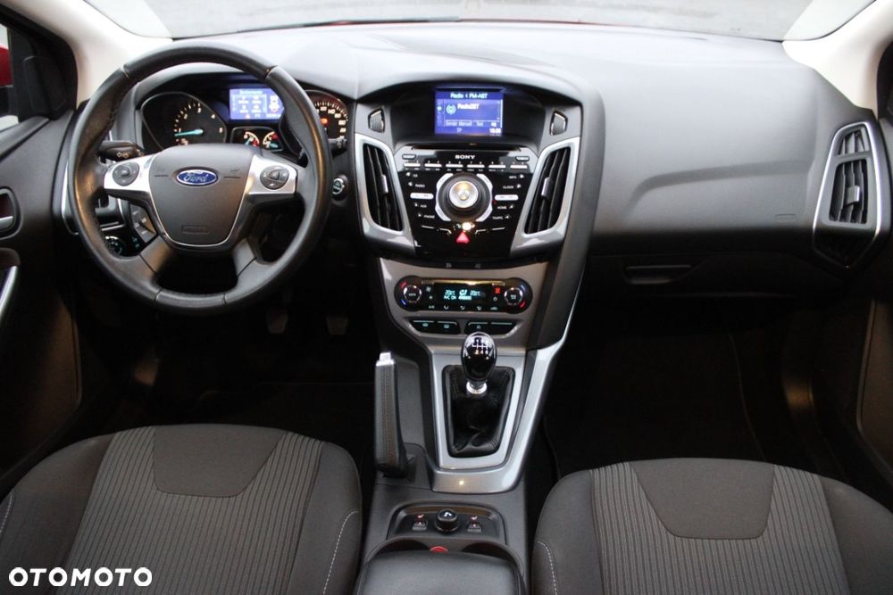 Ford Focus - 38