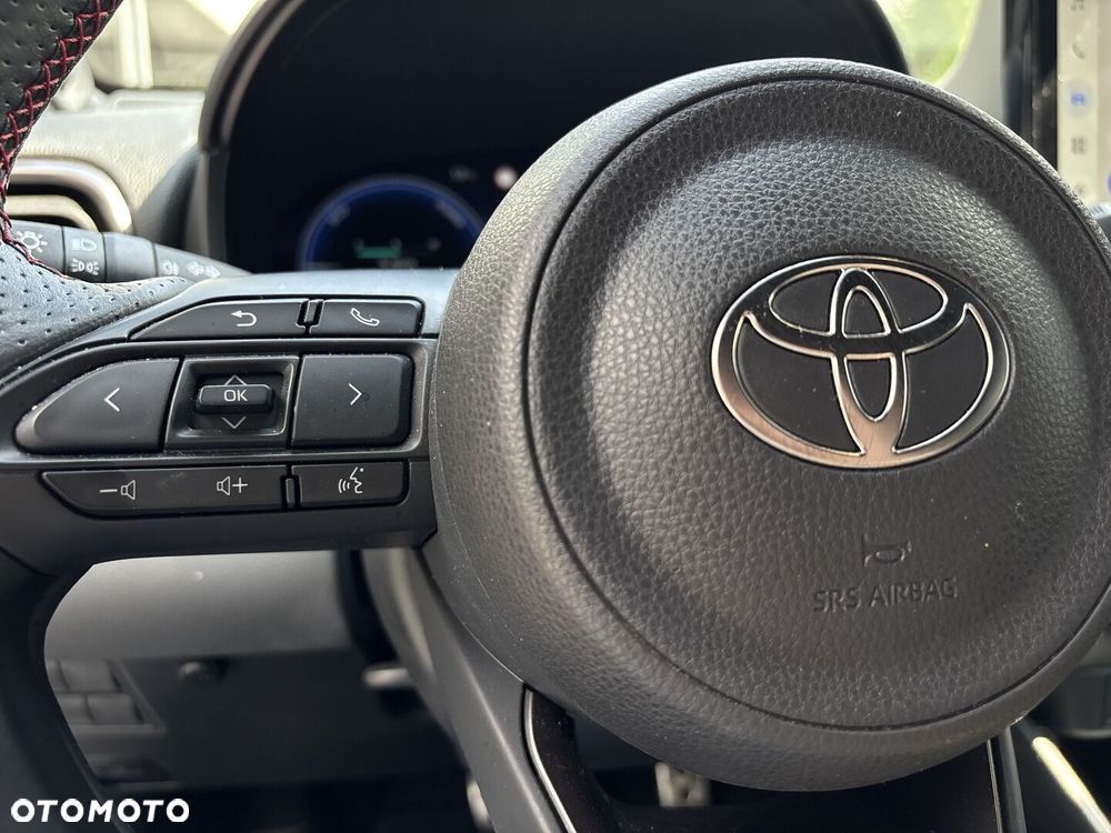 Toyota Yaris Hybrid 1.5 GR Sport - 27