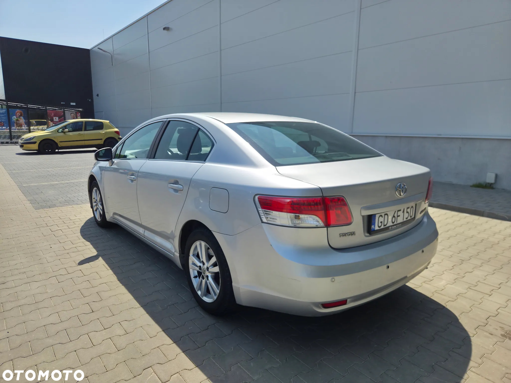 Toyota Avensis 1.8 Sol plus NAVI - 5