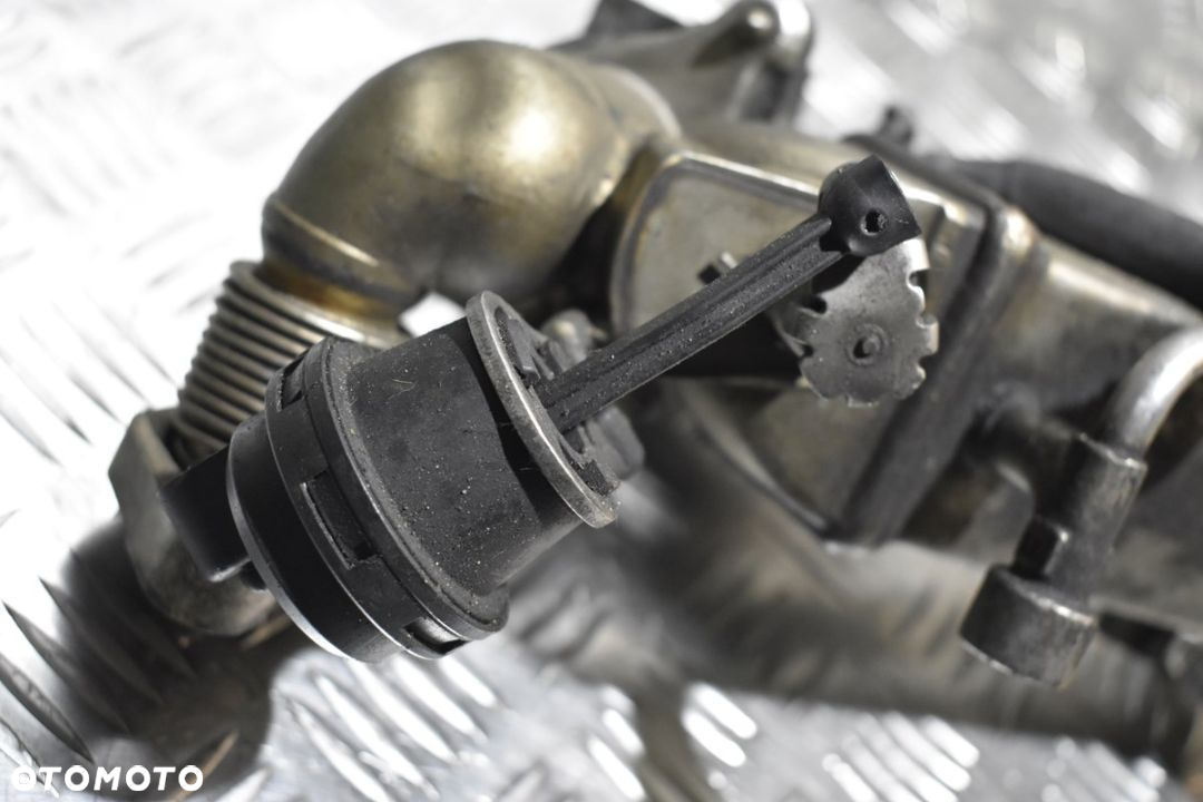 BMW E60 E90 2.0 D Zawór chłodniczka spalin EGR 781016603 - 3