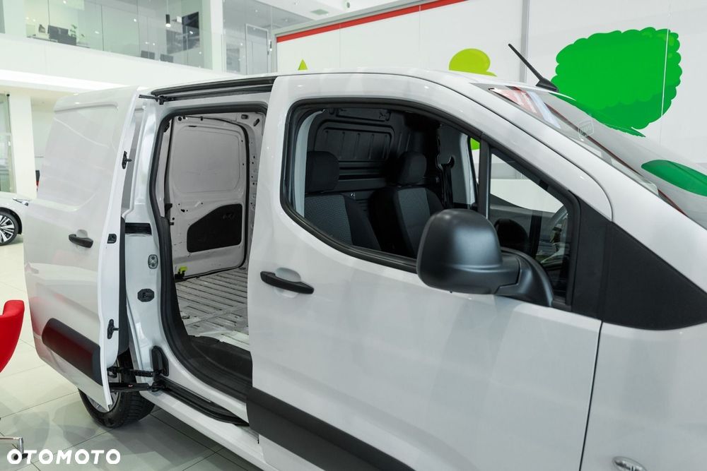 Toyota Proace City - 15