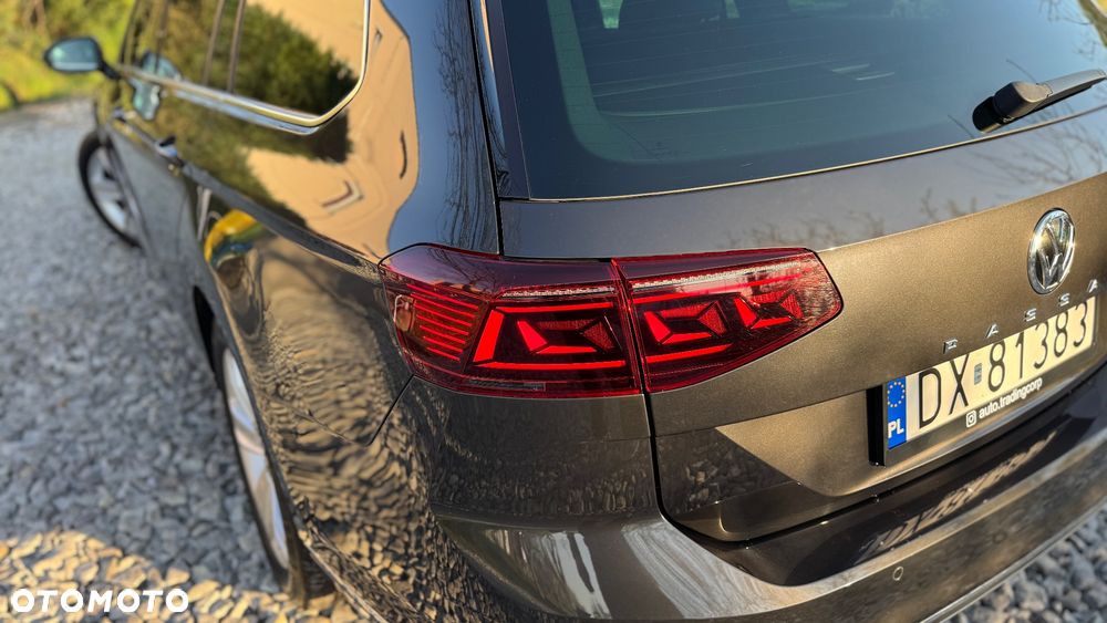 Volkswagen Passat 2.0 TDI SCR DSG Elegance - 9