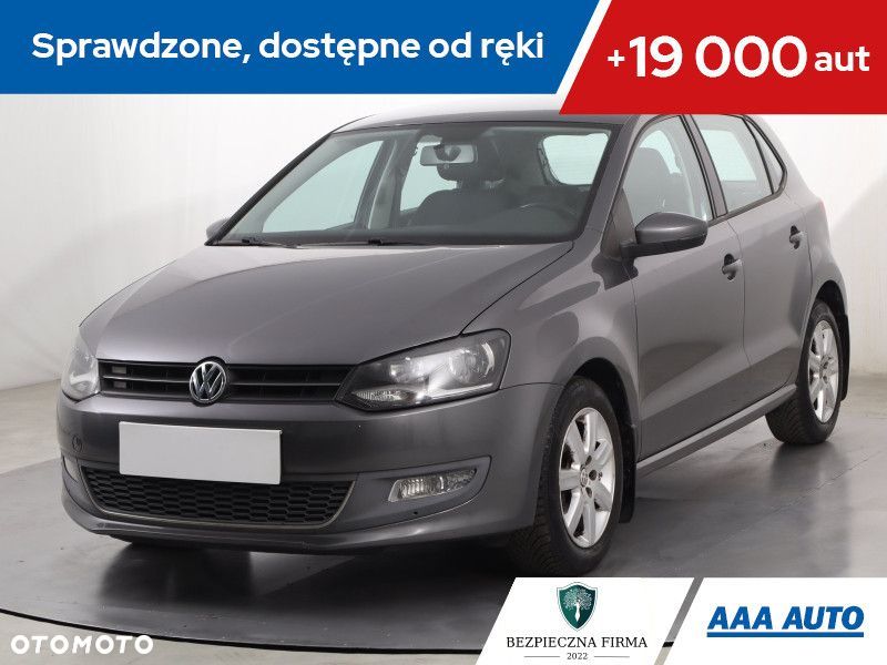Volkswagen Polo - 2