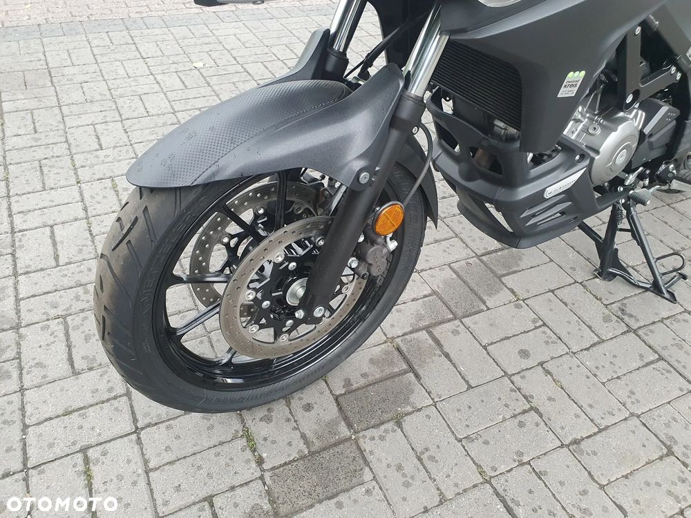 Suzuki V-STROM - 25
