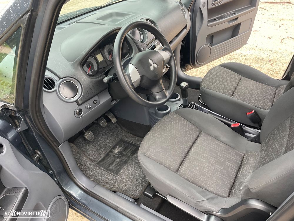 Mitsubishi Colt 1.1 Inform RCD/AC - 18