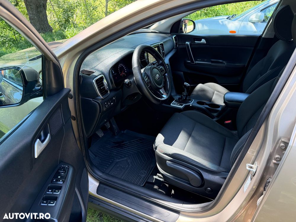 Kia Sportage 1.7 CRDI 2WD Vision - 24