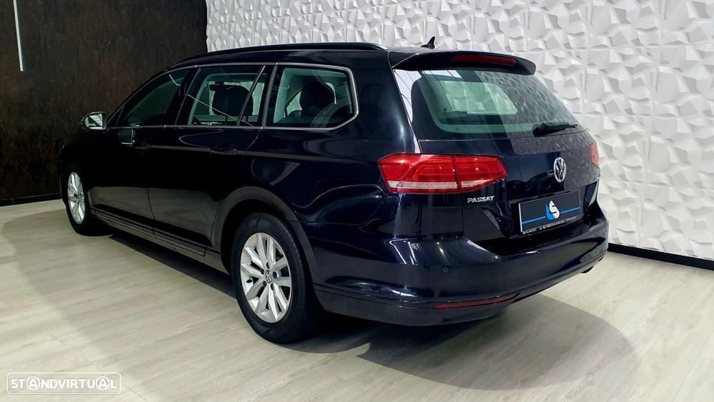 VW Passat Variant 1.6 TDI BlueMotion - 8