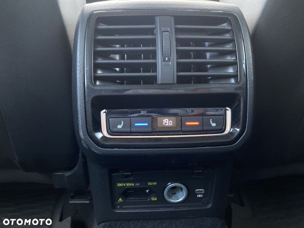 Volkswagen Passat Alltrack 2.0 TSI 4Mot DSG - 32