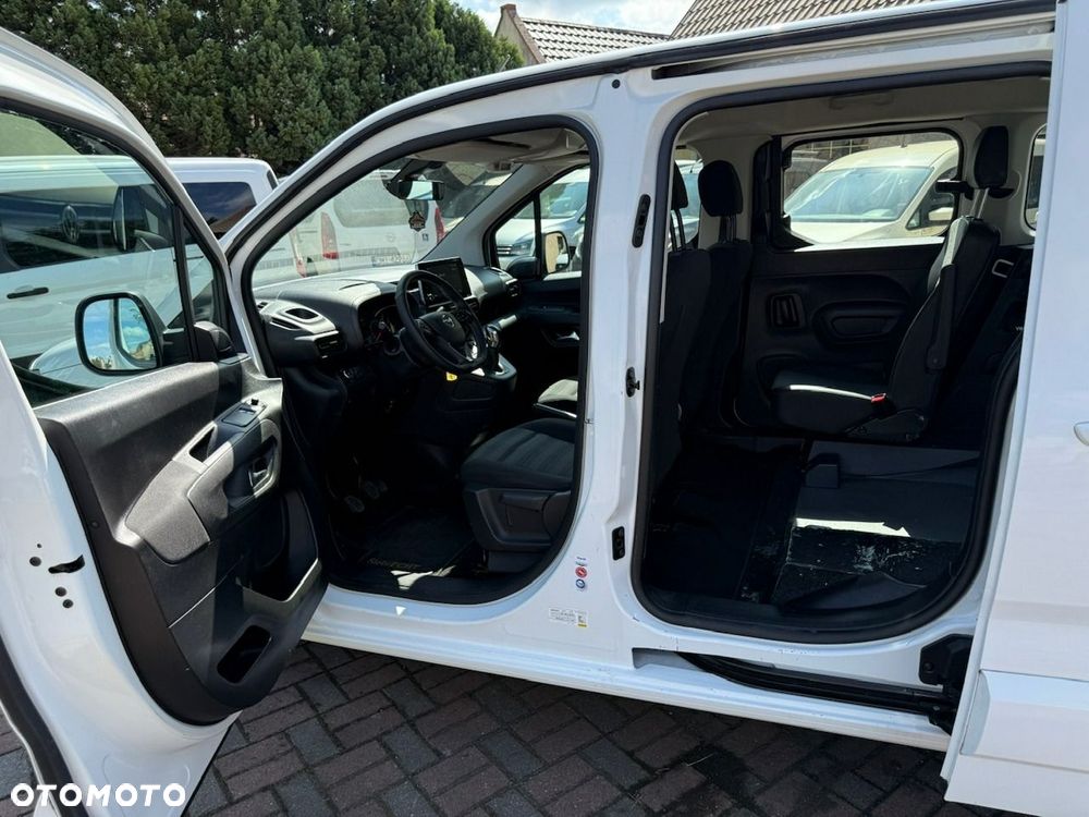 Opel Combo - 12