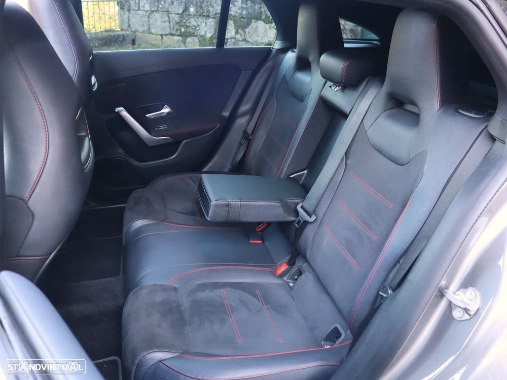 Mercedes-Benz CLA 180 d Shooting Brake AMG Line Aut. - 46